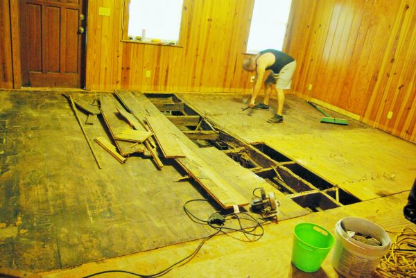 Subfloor Demolition in Santa Rosa